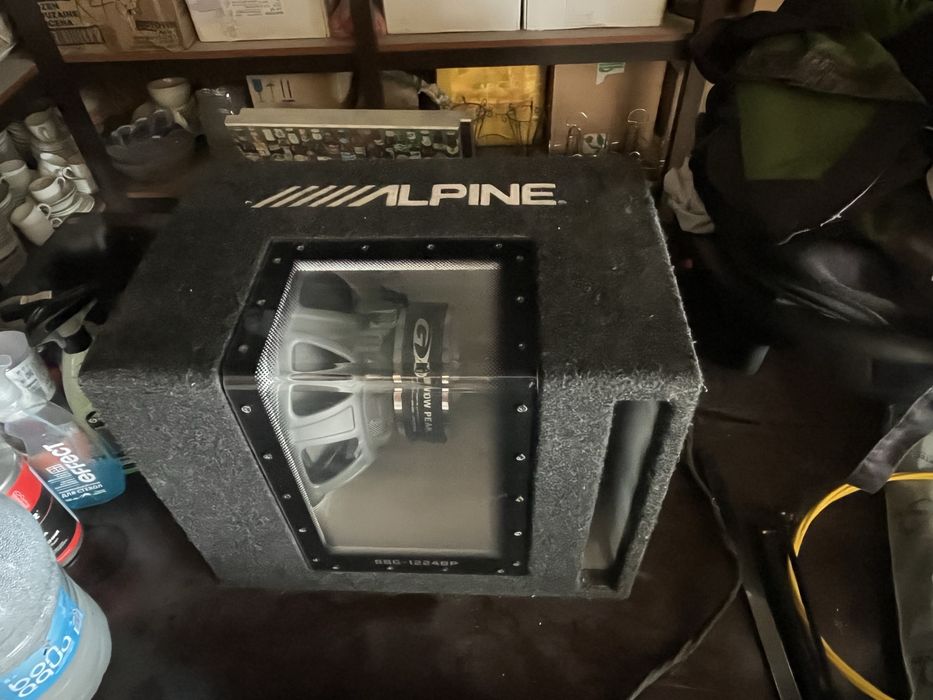 Сабвуфер с усилителем