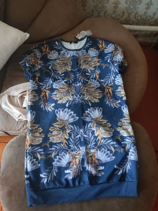 Продам платье не дорого