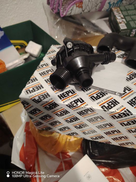 Термостат за БМВ х5 е70 3.0 i HEPU Двигател N52