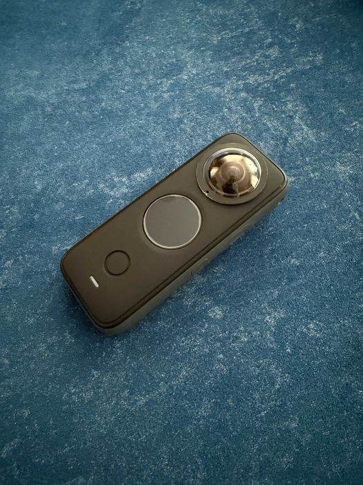 Продаю Insta360 ONE X2 (идеальное состояние)