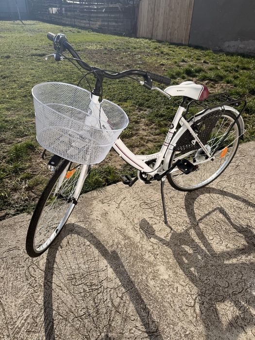 Bicicleta aproape nouă