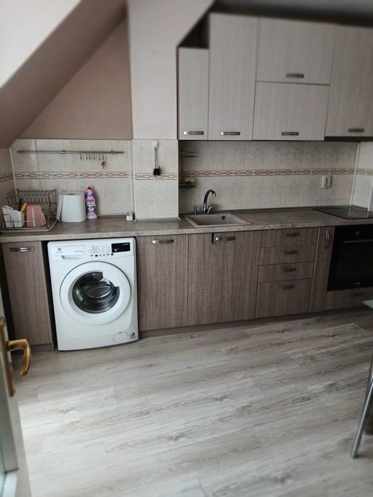 Дава се под наем Двустаен апартамент в Пловдив, Център - 59 кв.м за 357 € - Снимка #1