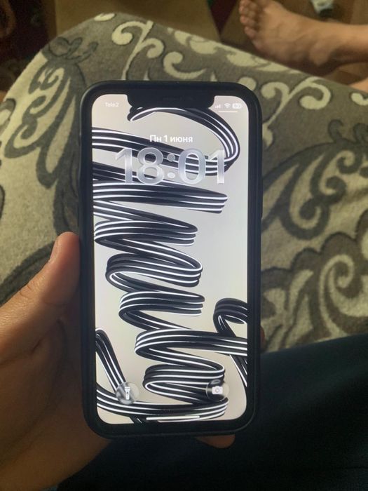 Iphone 11 pro 64 гб акб 72