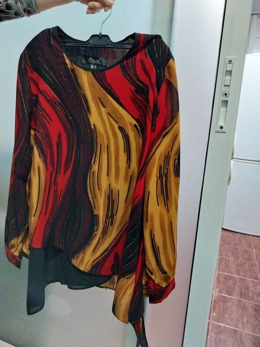 Vând bluza dama de ocazie,  mărime 54-56, viscoza, stare foarte buna