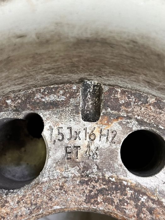 Продавам джанти за mercedes W210