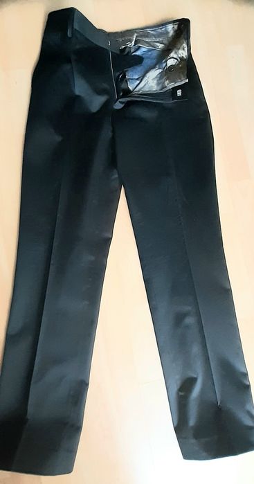 TED BAKER Costum barbatesc negru, incl umeras&husa - Original si Nou!