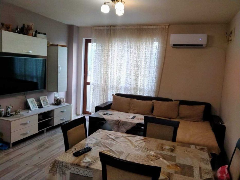 Продава се Тристаен апартамент в Пловдив, Южен - 90 кв.м за 1356 €/кв.м - Снимка #2