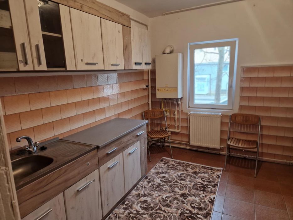 Apartament de închiriat