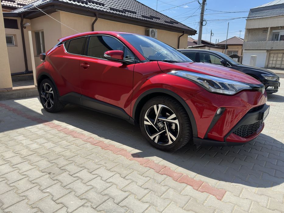 Toyota c-hr 2023 1.8L hybrid echipare Cult