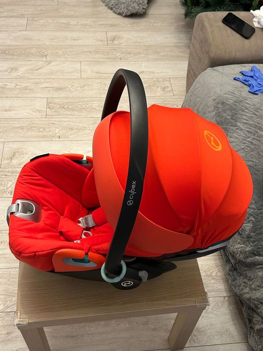 Scoica Cybex cloud Z I-size + adaptori