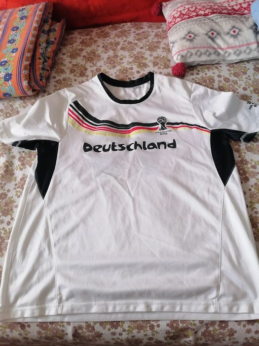 Tricouri sport (5 bucăți) - 85 lei