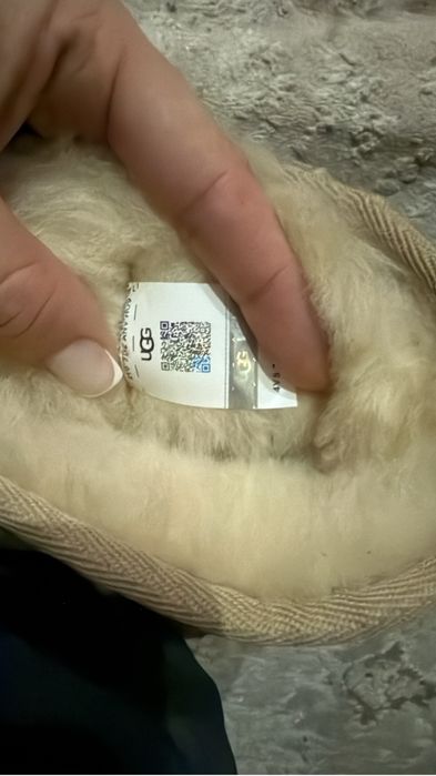 Продам женские угги