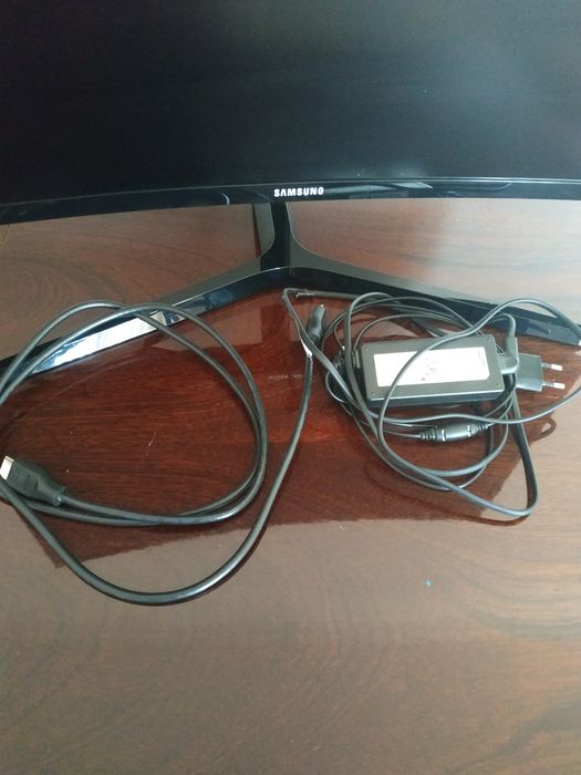 Монитор  Samsung