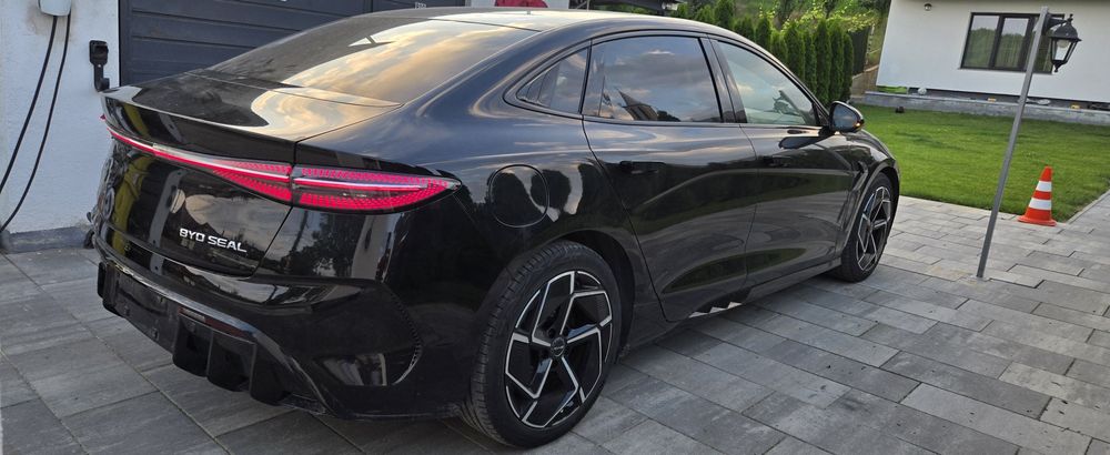 BYD Seal 2025 — imagine 3