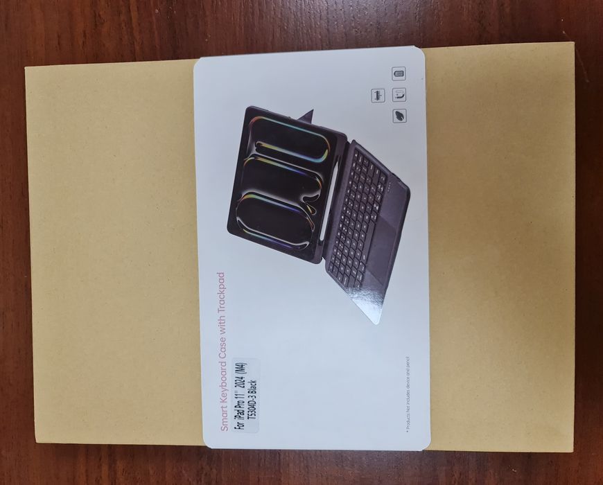 Чехол-клавиатура для iPad 11" M4 Pro