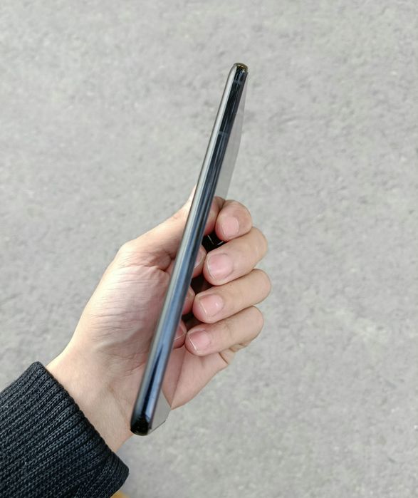 Samsung Galaxy S21 Plus 5G holati oʻta ideal yangidek