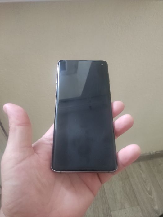 Samsung S10 8/128 black