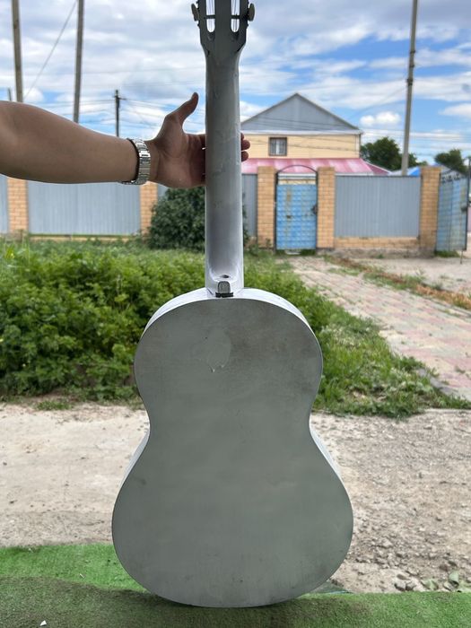 Гитара сатылады срочно