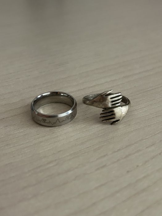 Кулон от Pandora и 2 кольца