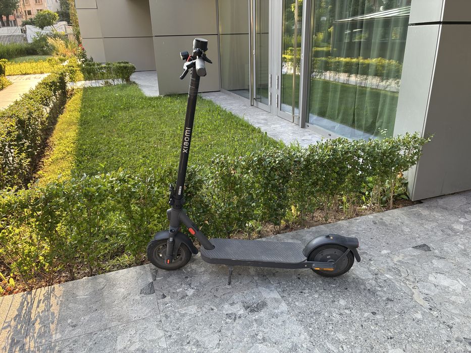 Тротинетка Xiaomi scooter elite
