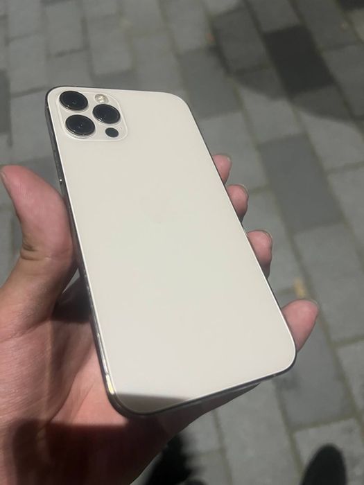 Iphone 12 pro gold