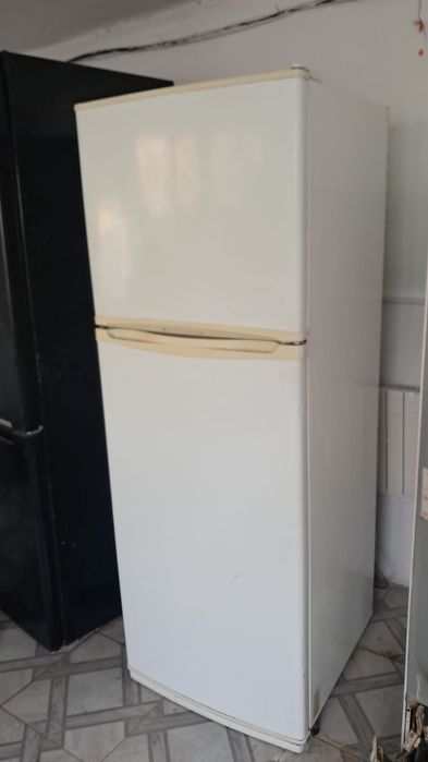 Холодильник Midea