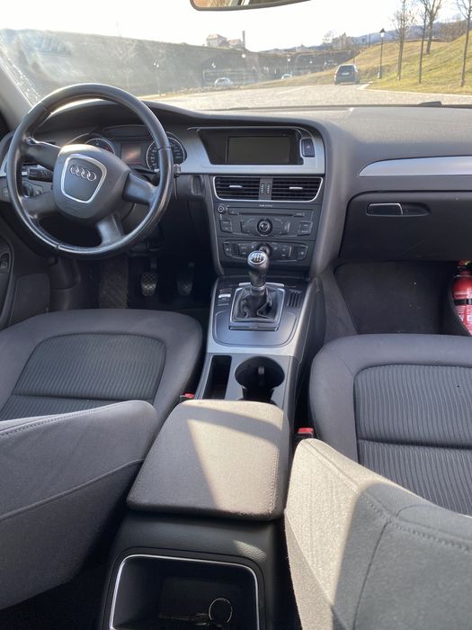 Vand Audi A4 B8, 2.0 TDI