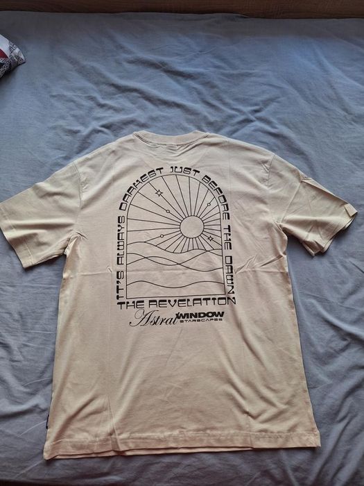 Тениска "FALL" бежава