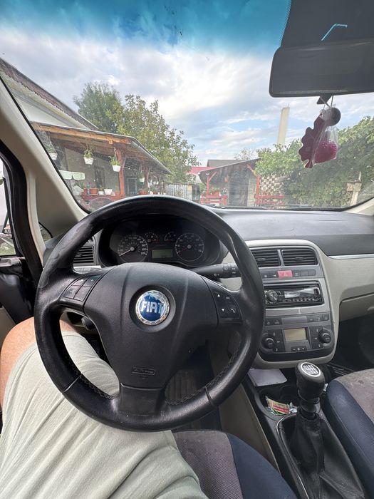 Vand fiat punto 1.3 tdi