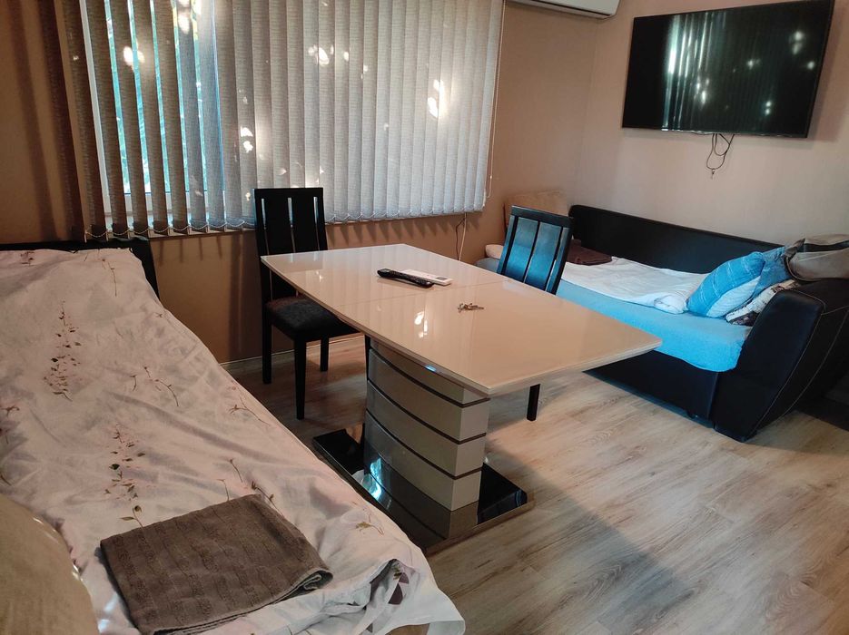 Етаж от къща на нощувки !