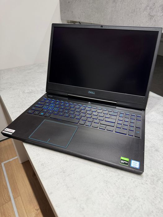 Laptop Gaming DELL p82f 5100