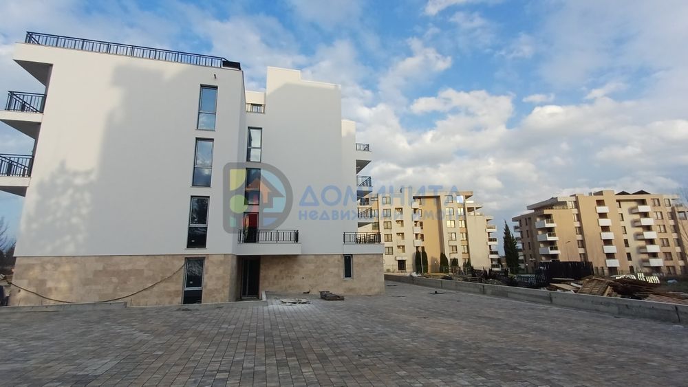 Продава се Двустаен апартамент в Царево - 66 кв.м за 659 €/кв.м - Снимка #4