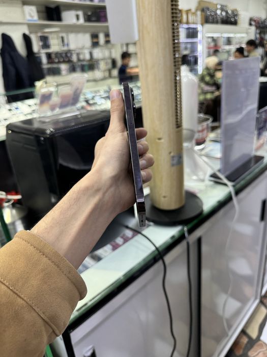 Iphone 14 Pro max wi fida ishlidi faqat