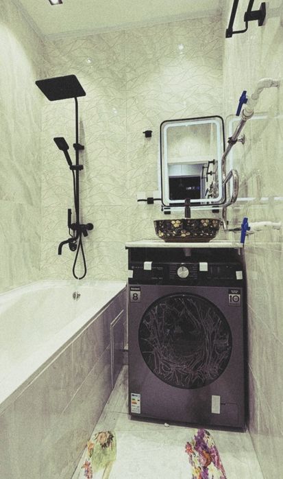 Чиланзар 11 квартал 2 хона 3 хона килинган 4 этаж йул юзида