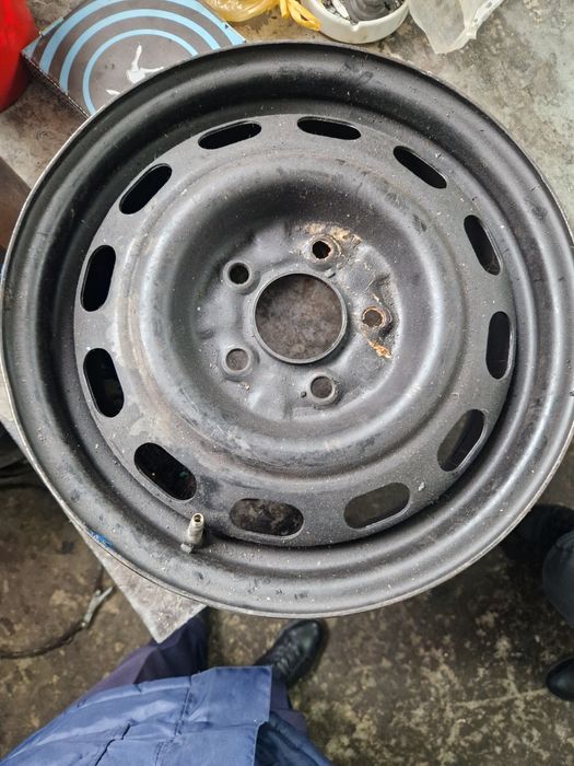 Диски на 15 мазда,тойота