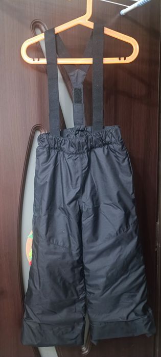 Salopetă și pantaloni schi Decathlon