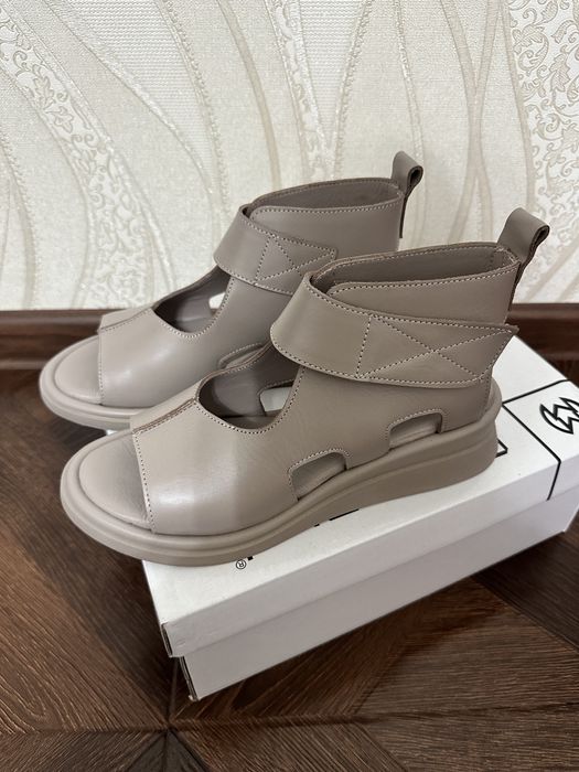 Сандали босоножки