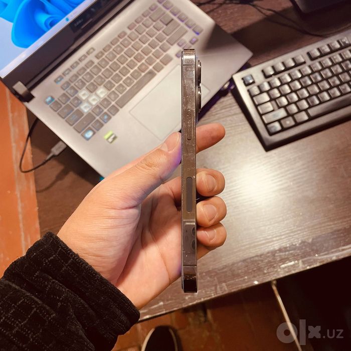 Iphone 13 pro xotira 256 yomkost 75 ekran orginal almashgan