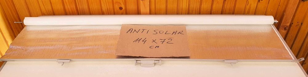 Casete cu rulouri antiinsecte/antisolare  pentru ferestre rulote