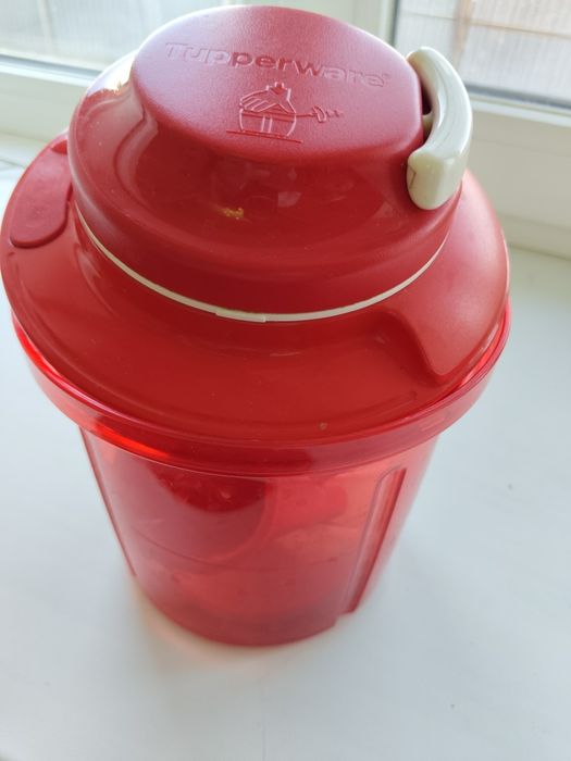 Продам  блендр ( Tupperware)