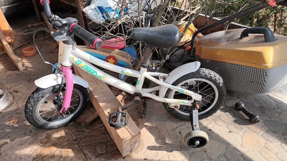 Детско колело gepard с помощни колела и каска отделно