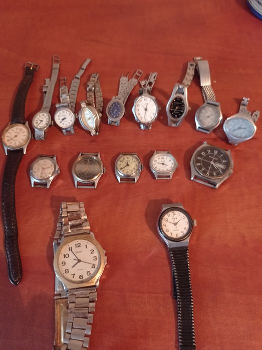 Часы наручные продам