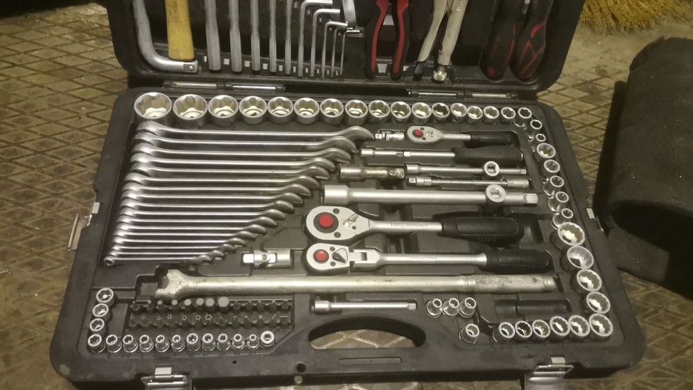 Продам      срочно