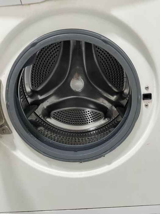 Продается стиральная машина б/у