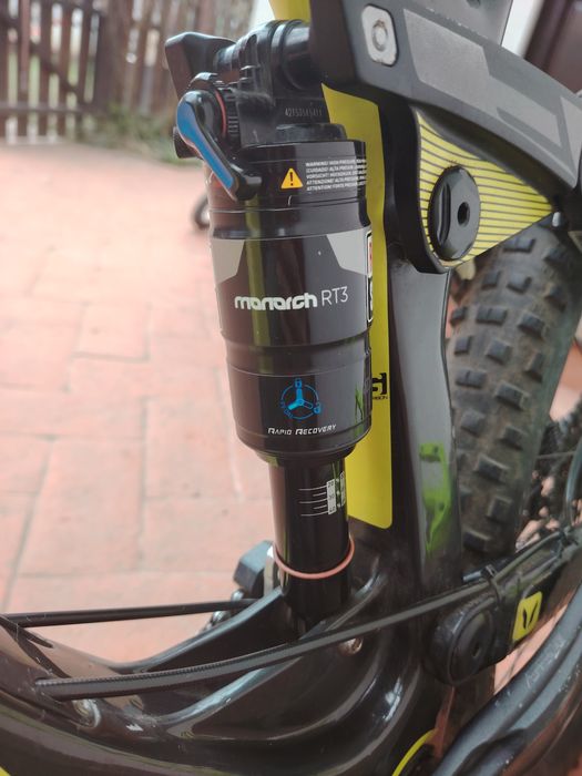 De vânzare bicicletă trail/enduro Devinci Troy carbon