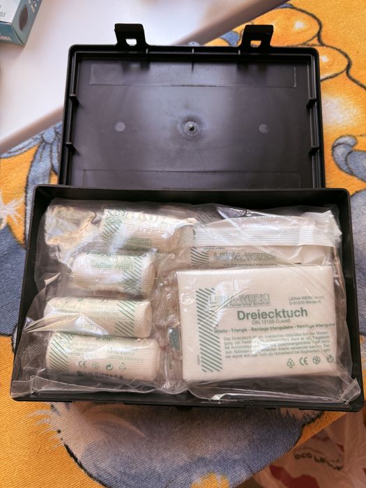 Автоаптечка для машины Немецкая