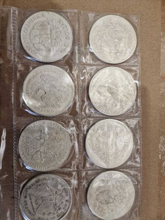 Американски монети долари