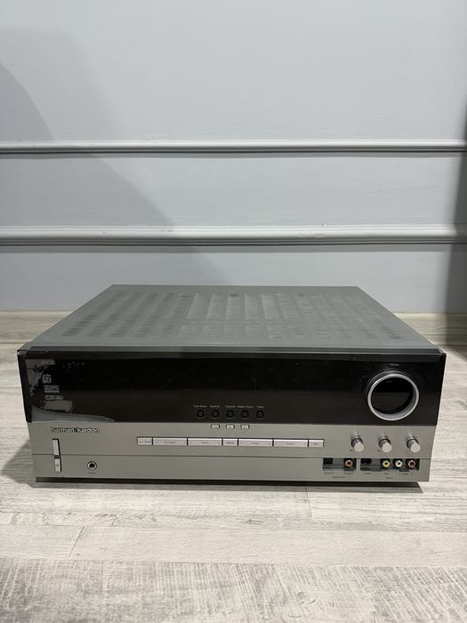 Ресиаер harman/kardon AVR 330/230