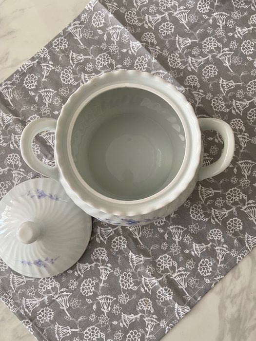 Супник български порцелан