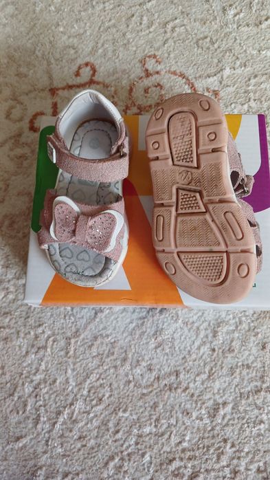 Сандали босоножки на девочку р.22